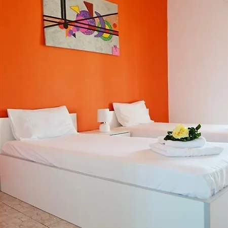 Soulis And Apartment *